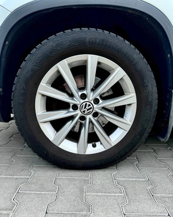 Volkswagen Tiguan cena 49800 przebieg: 98604, rok produkcji 2013 z Warszawa małe 326